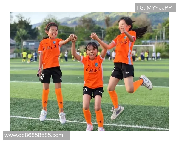 皮卡丘足球明星带你领略电力四射的绿茵场激情与梦想